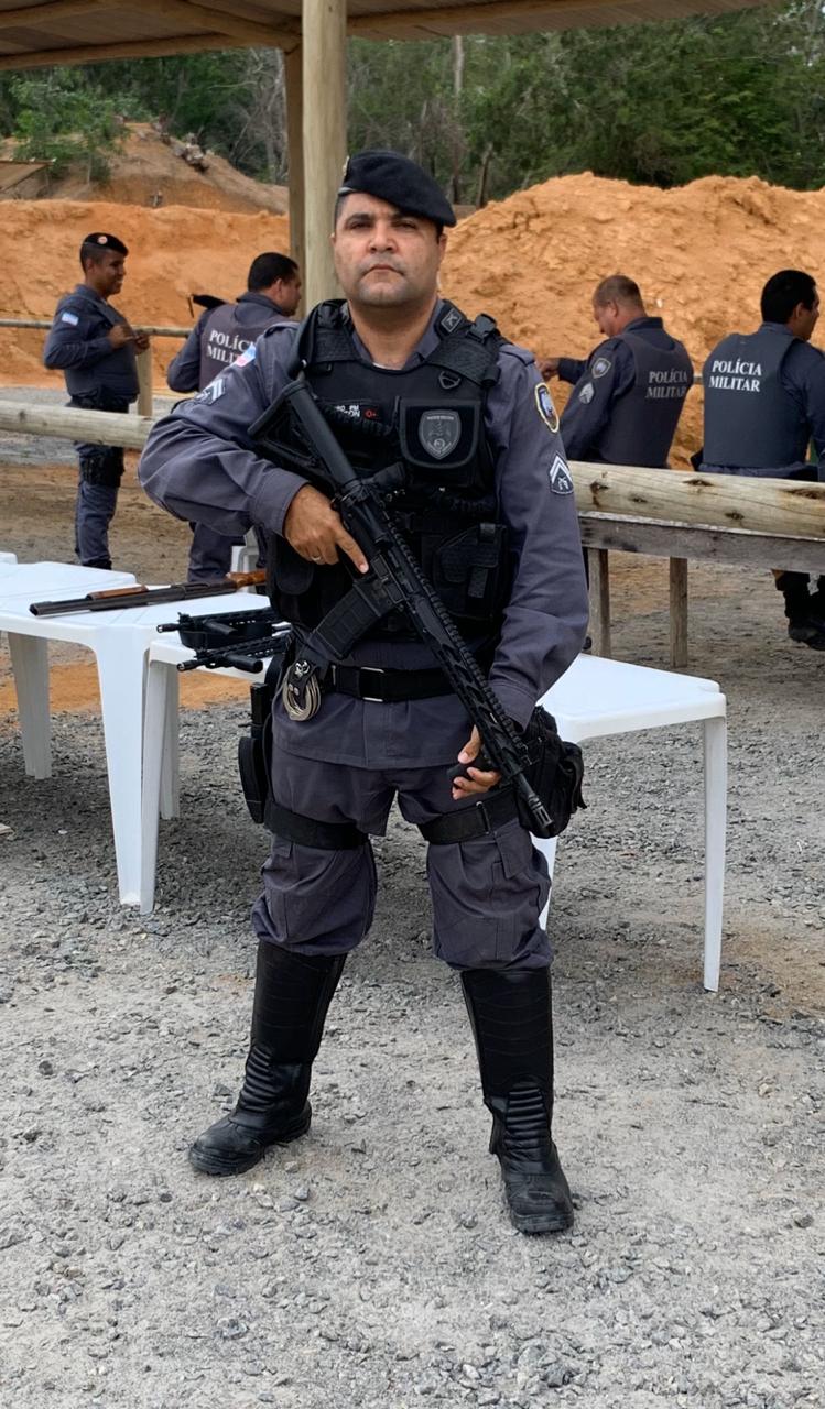 Pmes Batalh O Promove Instru O De Tiro Policial Armas Longas