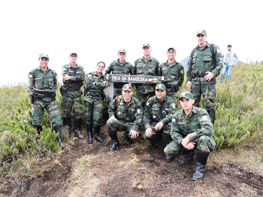 BPMA realiza subida ao Pico da Bandeira 2