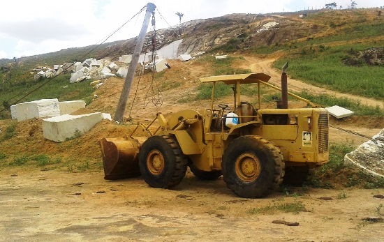 Máquina Carregadeira