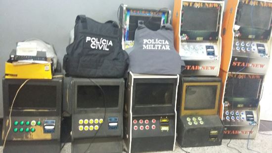 Operacao da PM e PC 2411