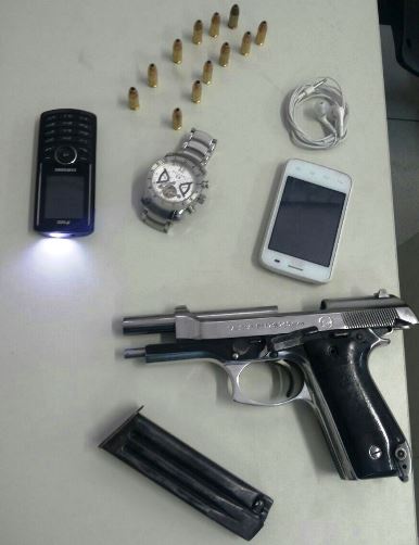 PM apreende pistola em Vila Velha 184