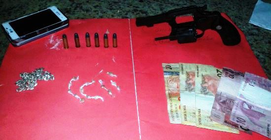 RESUMO DAS OCORRÊNCIAS 04-01-2016-ARMA E DROGAS