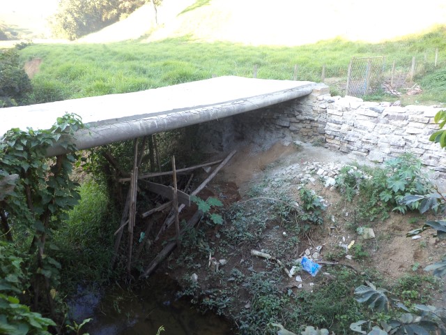 construçao de muro e ponte em app Cachoeiro 2