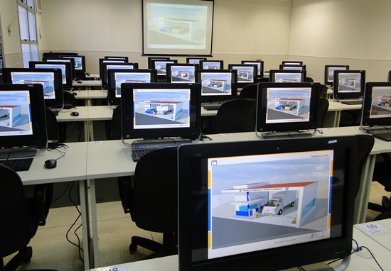 PMES - CFA inaugura laboratório de informática