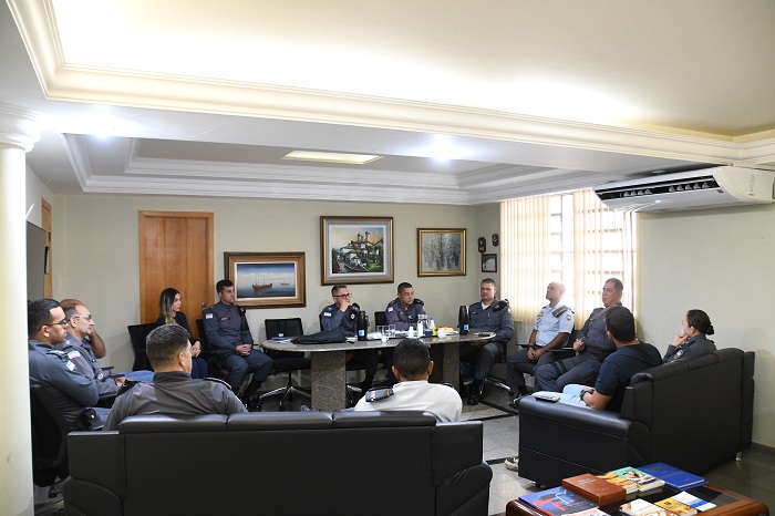 Reuniao Oficiais 006