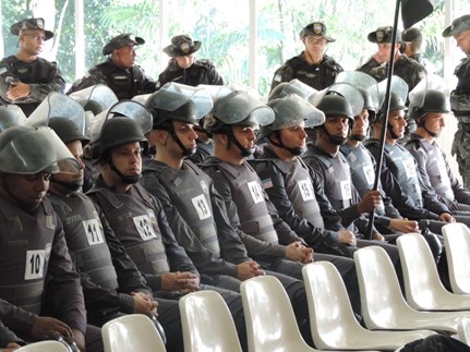 Policiais militares no primeiro dia de curso