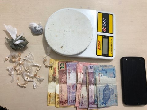 Materiais apreendidos durante a operação