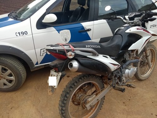 Motocicleta recuperada pela PM