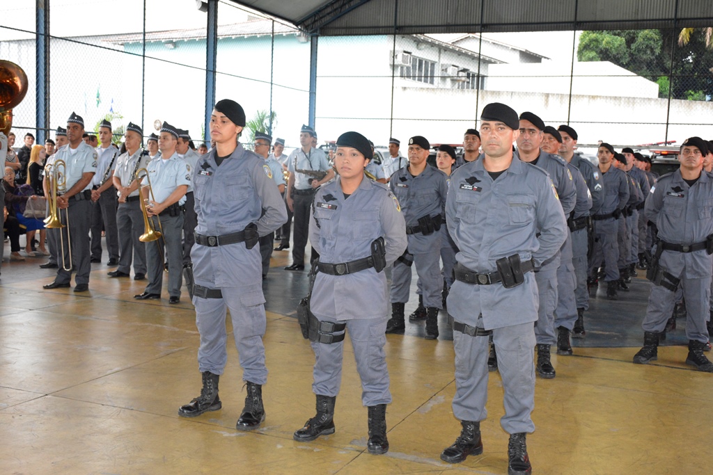 Os primeiros classificados do curso foram homenageados