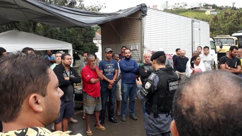 Após dez dias de paralisação e intensas negociações com os grevistas, todos os pontos de manifestação e interdição foram desmobilizados